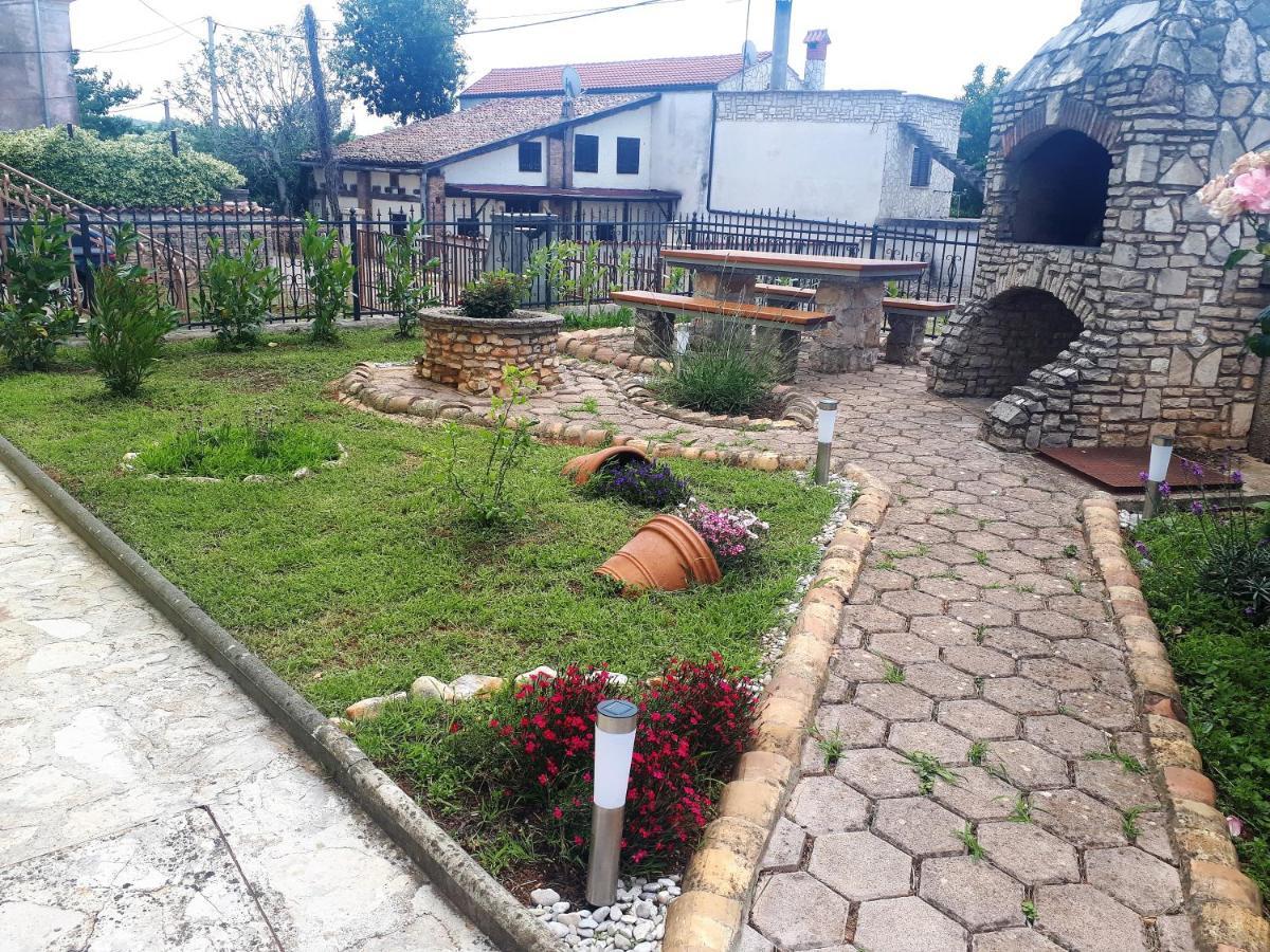 Apartment Terra Rossa Kaštelir 외부 사진